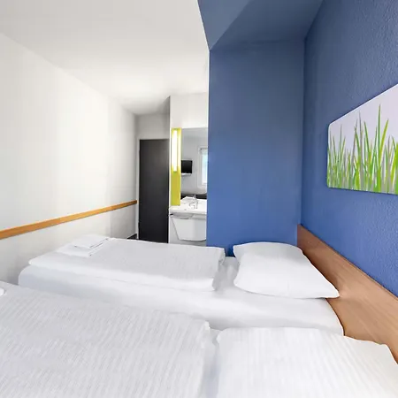 Отель B&B Hotel Willich