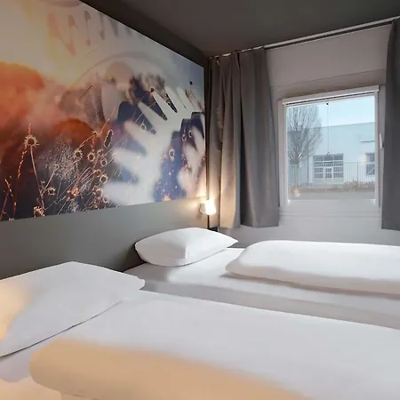 Hotel B&B Hotel Willich 3*